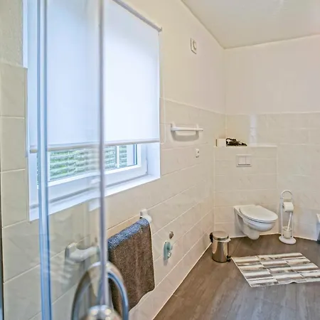 Szálloda Haff-ostseeferienhaus Nebengebaeude Mönkebude